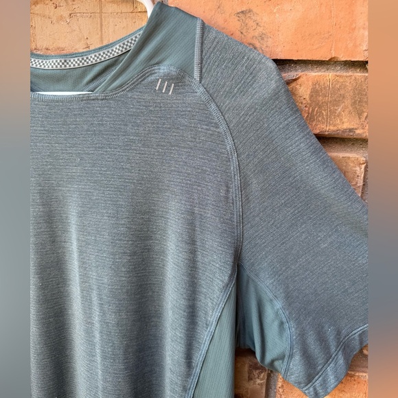 Lululemon Square Neck Training Stretch Logo Mesh Tee Run (Aqua) - Large - Picture 4 of 10